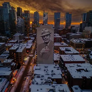 Hello,crescent , Montreal Canada